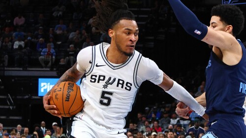 哈维需考虑国家德比的后卫人选 如何去防维尼修斯